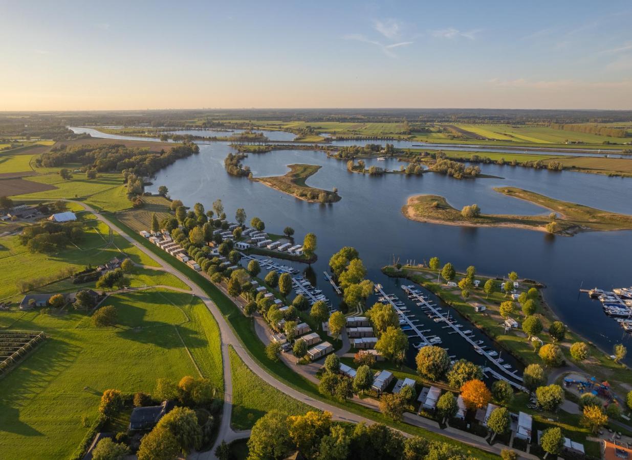 Villa Marinapark Bad Nederrijn Maurik Exterior foto